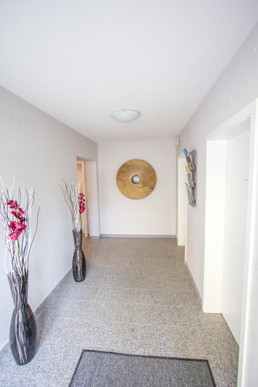 Aparthotel "Am Fliess" Hoyerswerda Esterno foto