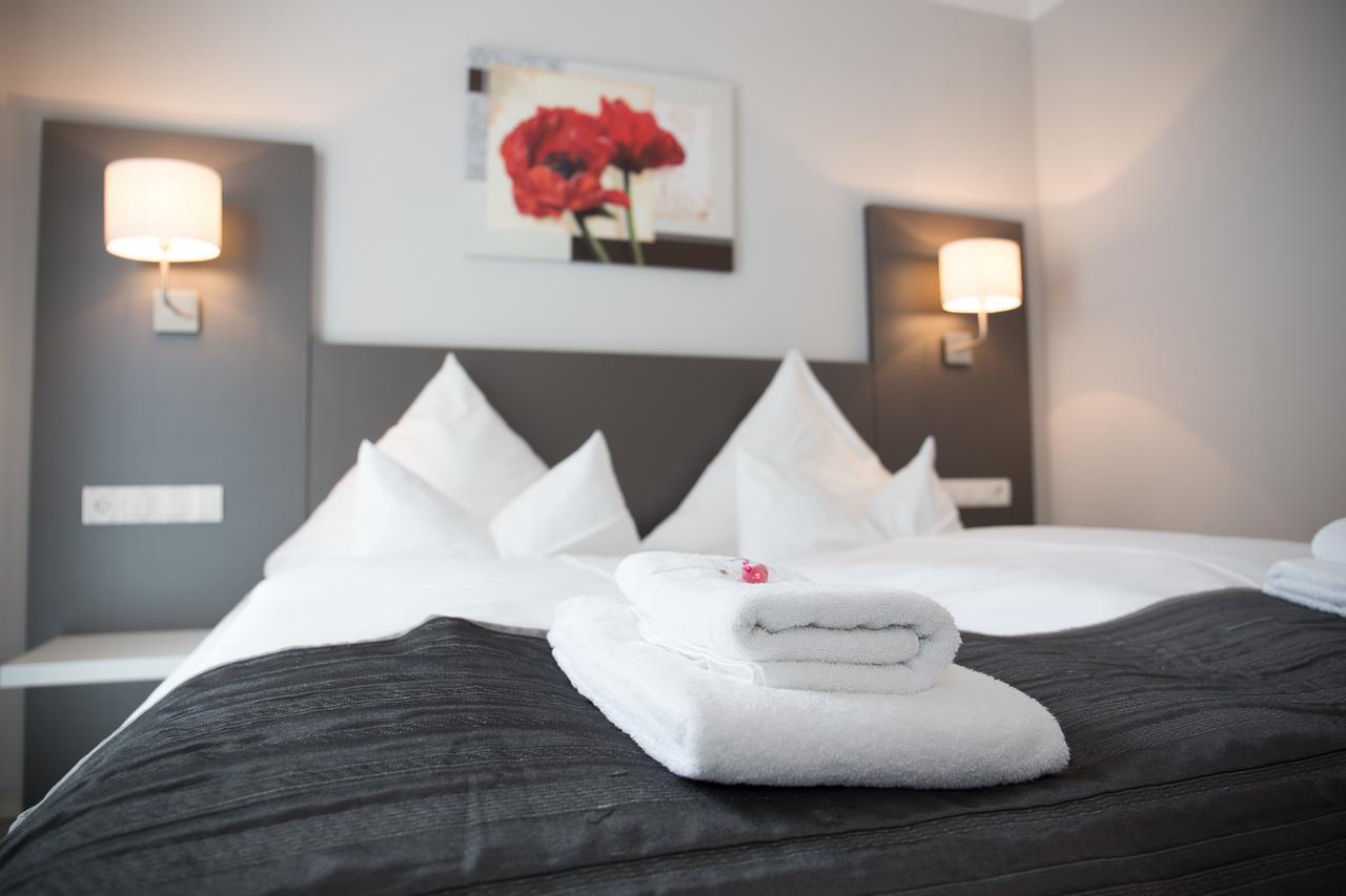 Aparthotel "Am Fliess" Hoyerswerda Esterno foto